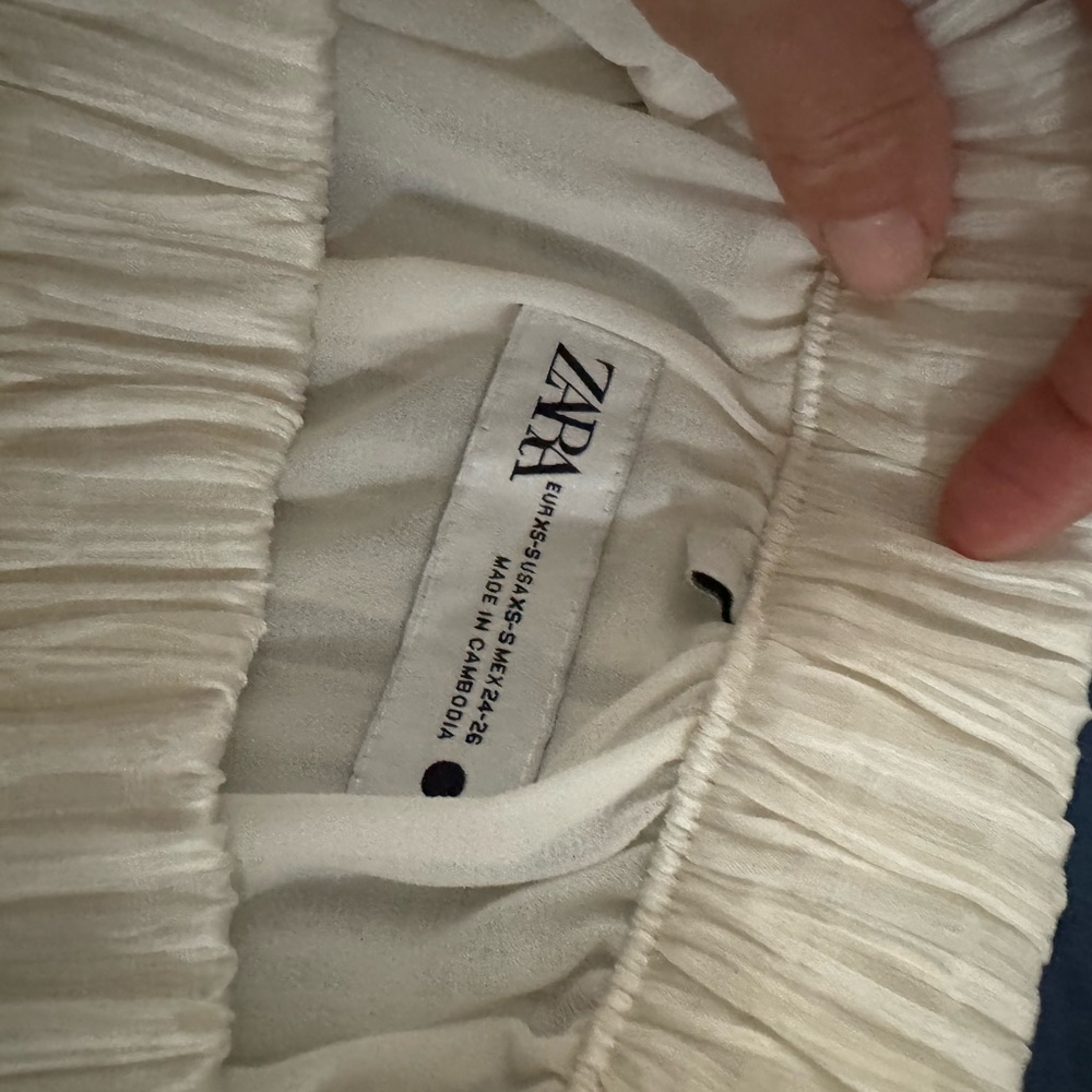 Zara Ivory Pleated Skirt
